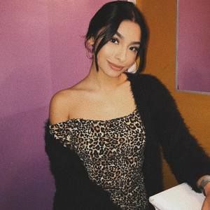 Meet your Posher, Itzel